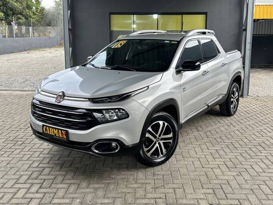 FIAT TORO 2.0 16V TURBO DIESEL VOLCANO 4WD AT9 FIAT TORO 2.0 16V TURBO DIESEL VOLCANO 4WD AT9